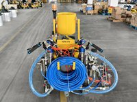 Machine de marquage routier à peinture froide à mélange externe bicomposant autopropulsée RMM-2HS-1 pour la marquage des autoroutes et des parkings