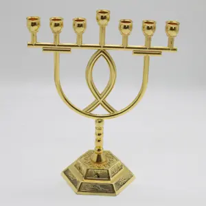 Ouro Metal Artesanato Menorah com Peixe Design e 7 Ramos