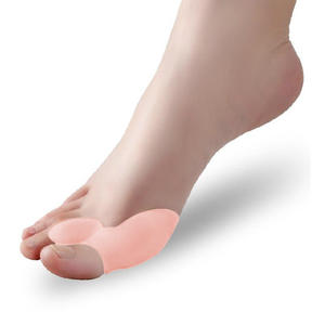 แผ่นรองนิ้วเท้า SEBS บรรเทาอาการบวมนิ้ว<span class=keywords><strong>เท้า</strong></span> แก้ไขนิ้วเท้าเอียง ดูแล<span class=keywords><strong>เท้า</strong></span> นุ่ม ยืดหยุ่น สวมใส่สบาย แก้ไขนิ้วเท้าเอียง ไซส์เดียวใช้ได้กับทุกคน - Product Image 2
