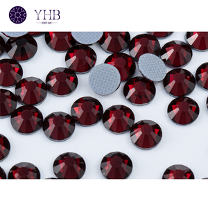China Calidad superior Más popular SS6/SS8/SS10 Tamaños pequeños Muchos colores Fatback Hotfix Rhinestones - Product Image 2