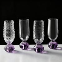 Verre Highball Rétro Texturé avec Base Sphérique, Verre à Cocktail Haut à Motif Gaufré et Base Lourde pour Bar à Domicile et Fêtes