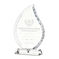 Cadeau de récompense de décoration de trophée en cristal lumineux personnalisé créatif haut de gamme et élégant nouvellement conçu