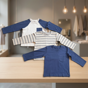 Ensemble de trois t-shirts en tricot biologique Couleurs et motifs mélangés avec col rond manches longues et col en O pour enfants - Product Image 3