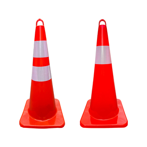 Cône de signalisation routière en PVC robuste de 700 mm, cône de sécurité routière en plastique orange avec col réfléchissant pour barrière d'avertissement de circulation municipale - Product Image 5