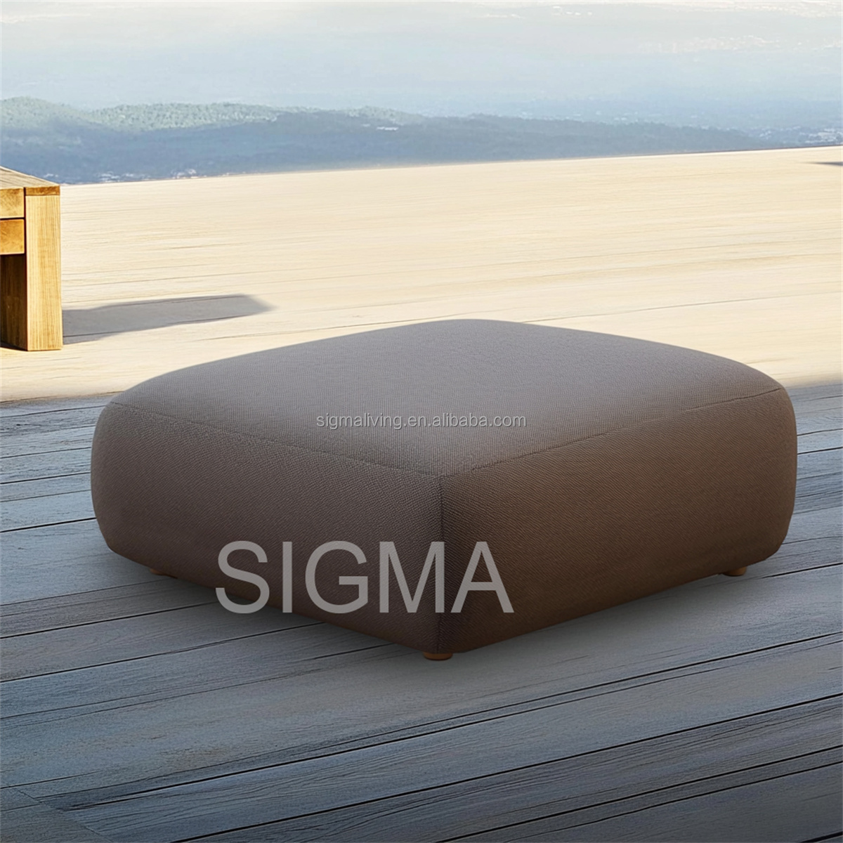 Customize All Weather Luxury Factory Patio Outdoor Furniture Hotel Pool Garden Sofa Set Outdoor Fabric Metal Frame Ottoman