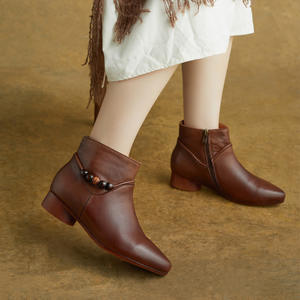 Botines de Piel de Vacuno con Punta Puntiaguda para Mujer, Diseño Nuevo de Otoño Invierno, Botines con Cierre Lateral Estilo Británico, Botas Planas de Tacón Bajo - Product Image 2