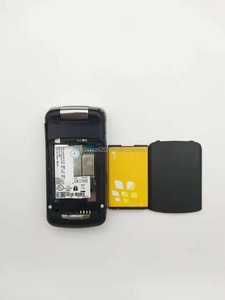 Teléfono HY 8220 2g con Pantalla de 2.6 Pulgadas, Teléfono Inteligente <span class=keywords><strong>BlackBerry</strong></span> <span class=keywords><strong>Pearl</strong></span> Flip 8220 - Product Image 5