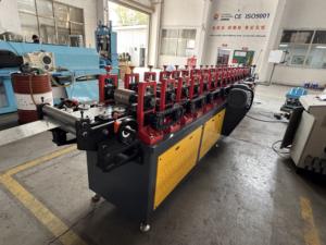 Роликовые жалюзи в европейском стиле, машина для Формовки Профилей гаражных ворот, оцинкованная металлическая рулонная машина для формовки рулонов - Product Image 4