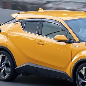 Deflettori Antipioggia Autoadesivi Scuro per Finestrini e Portiere <span class=keywords><strong>Toyota</strong></span> <span class=keywords><strong>C</strong></span>-<span class=keywords><strong>HR</strong></span> 2018-2021 SUV Compatto, 4 Pezzi - Product Image 3