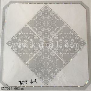 Plafonds en PVC modernes de <span class=keywords><strong>60</strong></span> mm pour la décoration intérieure des bâtiments, <span class=keywords><strong>faux</strong></span> plafonds imperméables avec un design perforé - Product Image 4