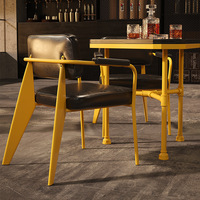 Ensemble de table et de chaises de salle à manger en métal pour café, style créatif en fer forgé, petit bar, combinaison cabane, meubles d'hôtel, chaises et tables de restaurant