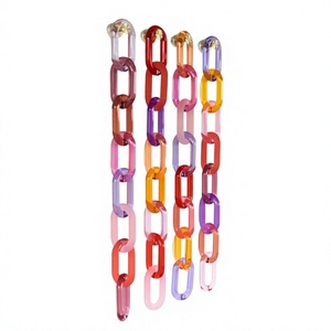 Cadena Decorativa de Resina Epoxi para Colgar en la Pared, Pieza de Arte de Lujo para Espacios Modernos - Product Image 1