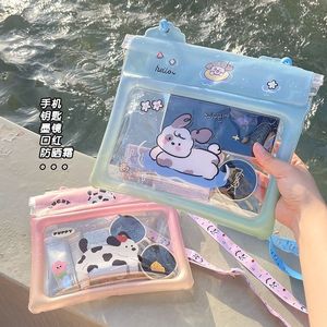 Bolsa impermeable para teléfono con diseño de dibujos animados, transparente, con airbag flotante y pantalla táctil, para actividades acuáticas al aire libre, unisex, para adultos. - Product Image 2