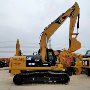 Excavatrice d'occasion Caterpillar 320CL du Japon avec moteur, pompe hydraulique et moteur - Modèle 2019, poids opérationnel de 21 000 kg - Product Image 3