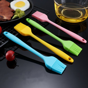 Silicone Oil Brush Baking Butter Brush Heat Resistant Non Slip Grill Brush Kitchen Cooking Tool 1 Pc - Product Image 2