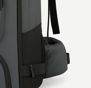 Sac à dos de voyage Oxford imperméable à l'eau de 45l Fabricants de sacs de sport de plein air Bagages pour hommes approuvés par les grandes compagnies aériennes - Product Image 4