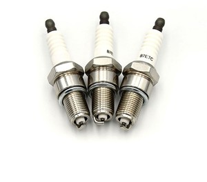 จำหน่ายหัวเทียนมอเตอร์ไซค์สำหรับ SUZUKI รุ่น BP6HS L87YC W175Z1 จากโรงงานโดยตรง - Product Image 4