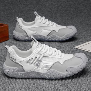 Zapatillas deportivas informales versátiles para hombre, con superficie de malla transpirable y diseño exclusivo, ligeras, deportivas, de suela blanda y a la moda. - Product Image 3