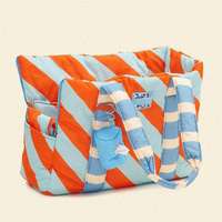 Sac à dos pour animaux de compagnie respirant et portable en nylon rembourré, imprimé à rayures, avec logo et taille personnalisables, en forme de petit chien, à fermeture ouverte, pour usage extérieur