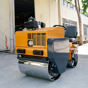Compacteur vibrant à double tambour de 0,8 tonne, autoporté, pour le nivellement des terrains paysagers - Product Image 1