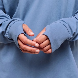 Camiseta de Manga Larga de Color Sólido Personalizable para Mujer, para Principios de Otoño, Combinada con Camiseta Larga Informal Holgada de Algodón para Mujer - Product Image 5