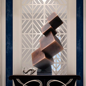 Cubo de Rubik, Escultura de Hierro en Bronce Rojo, Decoración Artística para el Hogar, Adorno para Club, Forma Irregular, 1000 mm - Product Image 5