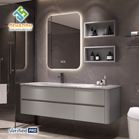 Ensemble de meubles de salle de bain modernes en bois massif de style farmhouse avec miroir LED, robinet mural en cuivre et lavabo en céramique – Garantie 5 ans