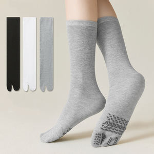 थोक एंटी-बैक्टीरियल 2 पैर के स्प्लिट मोजे विरोधी स्लिप फ्लिप फ्लॉप मोजे महिलाओं पुरुषों के लिए गैर पर्ची टैबी मोजे - Product Image 1