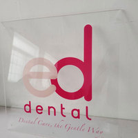 Panneaux acryliques transparents personnalisés Logo Bureau Plexiglas Plaque murale en acrylique Réception Impression du logo Enseigne en acrylique
