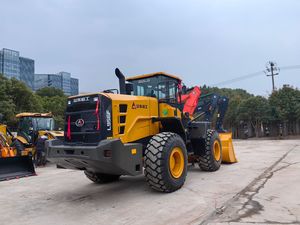 รถตักล้อยาง SDLG 956F มือสอง สภาพดี พร้อมชุดไฮดรอลิกจีนแท้ เหมาะสำหรับงานทรายและงานก่อสร้างถนน - Product Image 2
