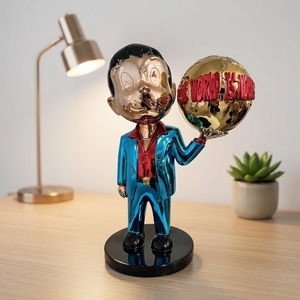 Esculturas de Diseño de Alta Gama con Acabado Brillante de Scrooge McDuck en Dorado, Decoración Pop Art de Lujo para Oficina y Hogar Modernos - Product Image 3