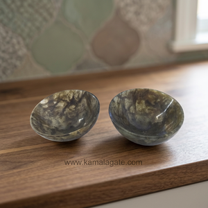 Bol sculpté en agate labradorite de 3 pouces, artisanat en pierre semi-précieuse naturelle pour la guérison, Inde - Product Image 4