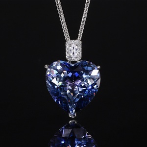 Trendy 20*20mm Heart Cut Red Cubic Zirconia Eco-friendly <b>Copper</b> Heart Pendant Link <b>Chain</b> Necklace Unisex Wear Bulk Supply - Product Image 3