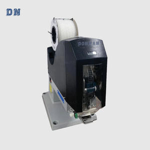 Macchina Attaccatrice di Graffette in Plastica DN-80006 Nuova Condizione, Macchina Etichettatrice Globale per Jeans, Macchina Graffettatrice Industriale - Product Image 3