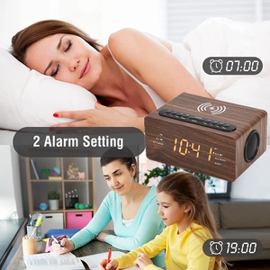 Réveil numérique en bois <span class=keywords><strong>Radio</strong></span> FM votre Station de charge rapide sans fil avec variateur à 3 niveaux affichage LED minuterie de sommeil - Product Image 6