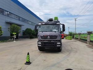 Grue de camion télescopique hydraulique Sinotruk Howo 12, 14 et 16 tonnes, 8x4, pour charges lourdes, fabriquée en Chine - Product Image 2