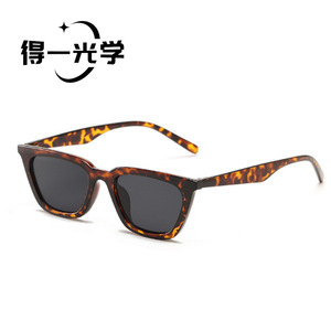 Square <b>Sunglasses</b> Black Frame Pc Lens Uv400 Protection For Women Outings Cycling Driving - Product Image 2
