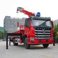 Grue sur camion Zoomlion 8 tonnes à flèche droite, bras télescopique hydraulique, stabilisateurs à double chambre, équipement de levage stable, roulement de moteur