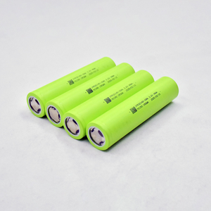 3.2V 15Ah LiFePO4 円筒形 32140 充電式リチウムイオン電池セル（3000サイクル）電気自動車・ゴルフカート用 - Product Image 1