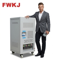 Régulateur de tension triphasé entièrement automatique 15 KVA avec technologie SVC à commande par servomoteur à enroulement en cuivre, écran LCD, 50 Hz