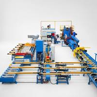 Machine de redressement de métaux à lit de refroidissement 30T contrôlée par PLC Yizheng pour aluminium architectural et industriel T5 T6