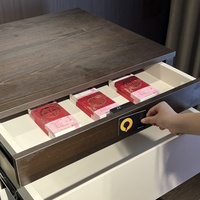 Table de chevet moderne en bois à quatre tiroirs avec double compartiment dissimulé, serrure à induction et ouverture latérale mécanique – Meuble de chambre à coucher