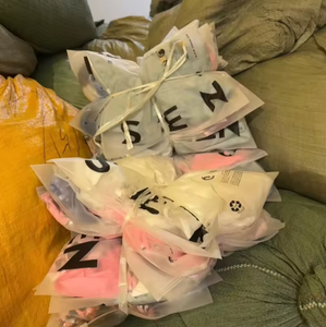 Venta al por mayor de vestidos de las mujeres Bale mezcla de ropa a granel surtido de marca nuevo vestido casual ropa usada ropa de las mujeres Stock de ropa - Product Image 1