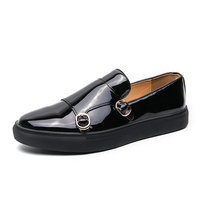 Mocassins décontractés brillants de grande taille en cuir PU italien de couleur unie, chaussures habillées noires pour hommes, style créateur de mode