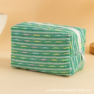 Bolsa de Cosméticos Coquette con Rayas Coloridas, Linda Bolsa de Maquillaje para Mujer, Bolsa de Aseo de Viaje Reciclada con Cierre, Estuche para Lápices, Regalo - Product Image 5