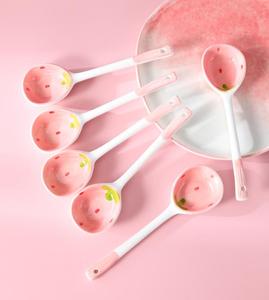 Cuchara de Sopa de Cerámica Rosa con Diseño de Fresa, Cuchara de Postre y Té de Mango Largo, Vajilla Linda para la Cocina - Product Image 4