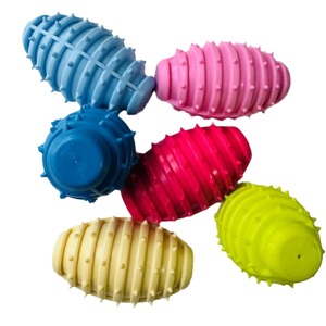 <span class=keywords><strong>Juguetes</strong></span> Ecológicos <span class=keywords><strong>para</strong></span> Masticar <span class=keywords><strong>para</strong></span> <span class=keywords><strong>Perros</strong></span>, <span class=keywords><strong>Juguetes</strong></span> Interactivos Duraderos <span class=keywords><strong>para</strong></span> Animales Pequeños, Pelota <span class=keywords><strong>de</strong></span> Rugby, <span class=keywords><strong>Juguetes</strong></span> <span class=keywords><strong>para</strong></span> Mascotas <span class=keywords><strong>de</strong></span> TPR Seguros y No Tóxicos, Empacados en Bolsa - Product Image 1
