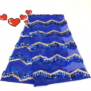 Color personalizado en forma de onda reserible tela de lentejuelas brillo tela de encaje en stock - Product Image 2