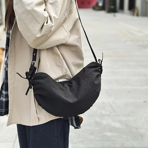 Nouveau <span class=keywords><strong>Sac</strong></span> à bandoulière unisexe <span class=keywords><strong>XL</strong></span> en nylon, style croissant, <span class=keywords><strong>banane</strong></span> ou lune, <span class=keywords><strong>sac</strong></span> à dos de jour, <span class=keywords><strong>sac</strong></span> messager, <span class=keywords><strong>sac</strong></span> à bandoulière croisé, portable et tendance - Product Image 4