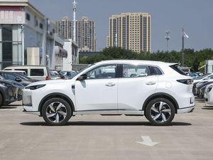 Económico 2024 tercera generación Changan CS55 <span class=keywords><strong>PLUS</strong></span> 1,5 T DCT excelente edición confiable coche usado para la familia de viaje de la ciudad - Product Image 4
